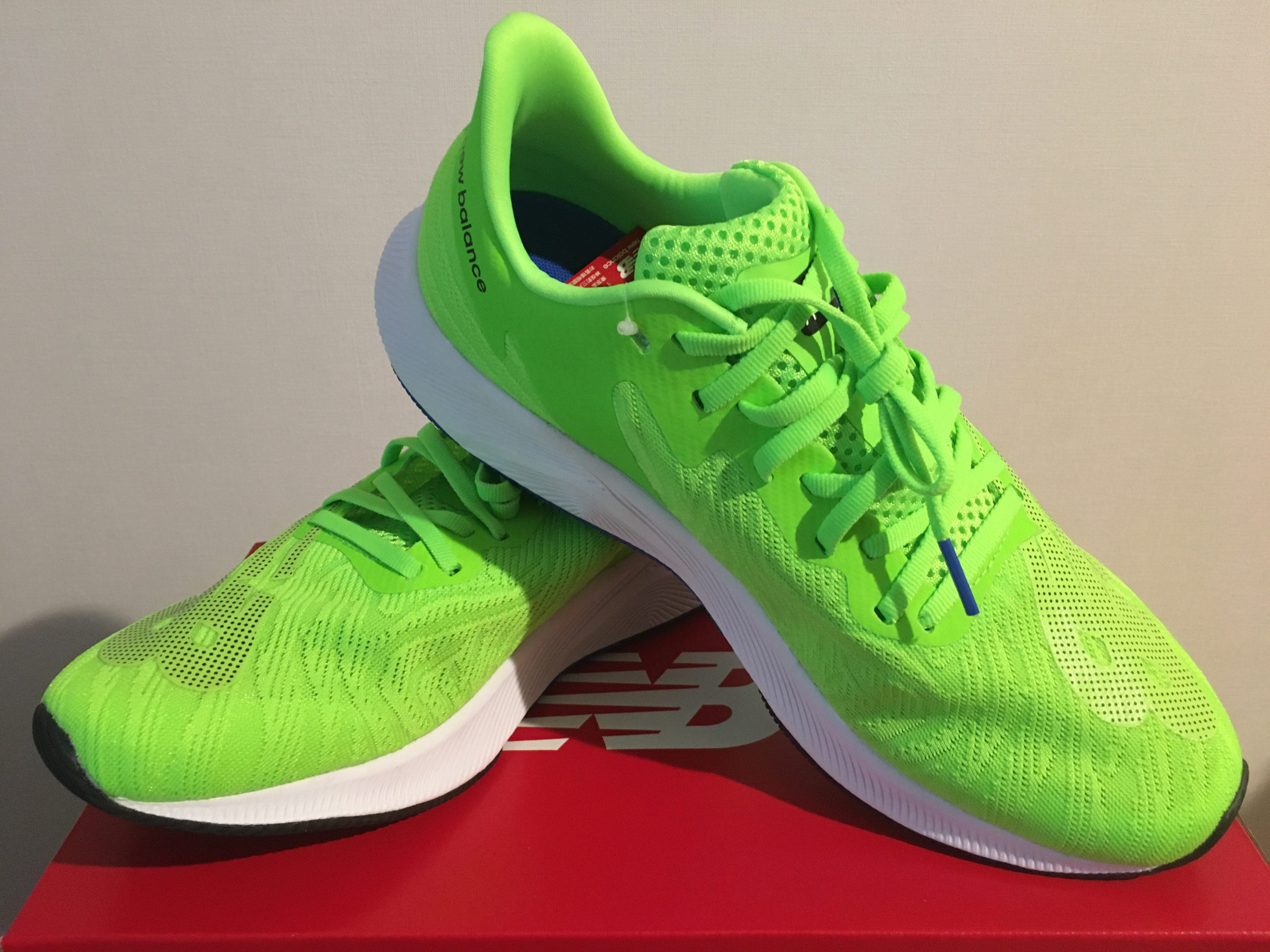 ニューバランスのFuel Cell